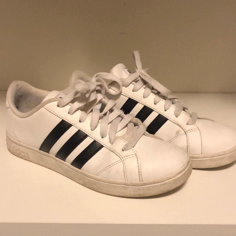 Adidas white leather with 3 black stripes sneakers